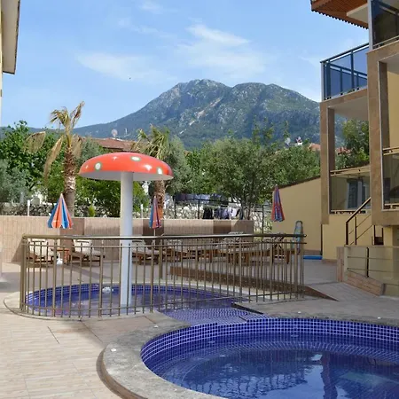 Yalcin & * Ολουντενίζ