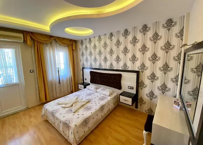 Yalcin & Ölüdeniz