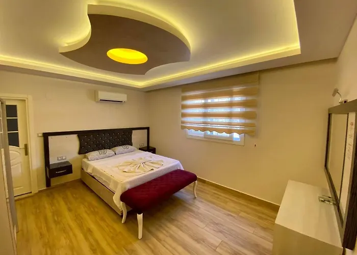 Hotel Yalcin & *