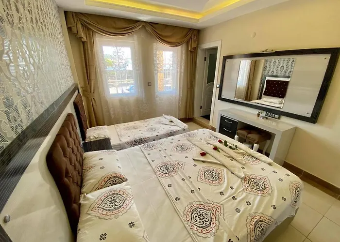 Hotel Yalcin & *